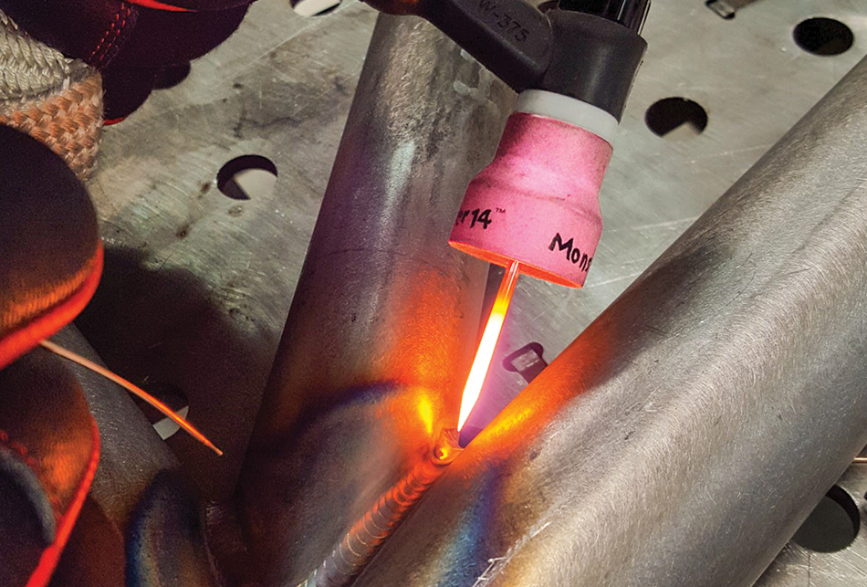 Nozzles designed to improve weld quality